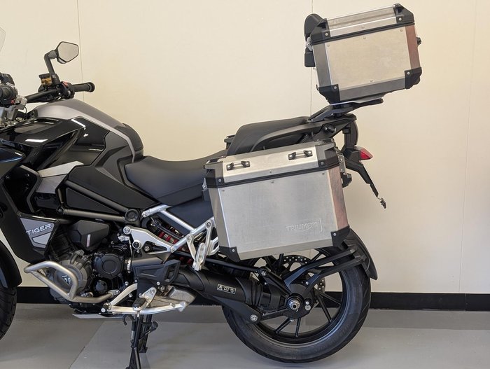 2023 Triumph Tiger 1200 GT Explorer Tiger Black