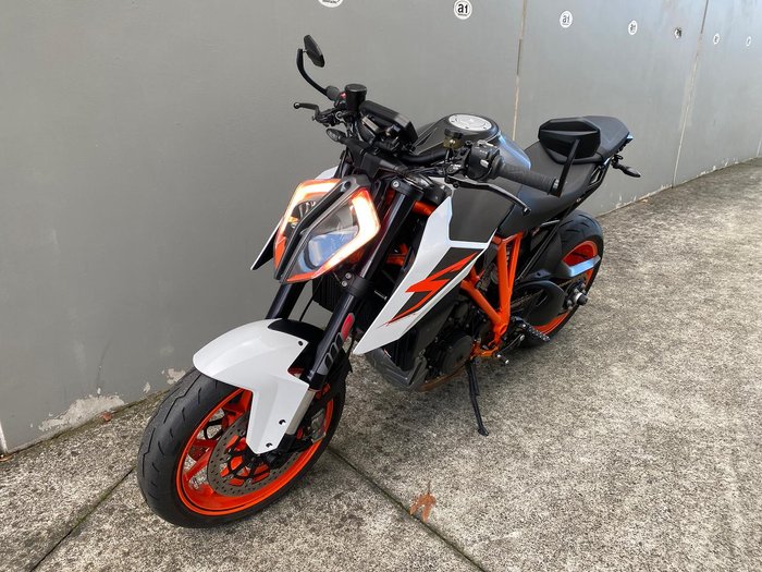 2017 KTM 1290 Super Duke R