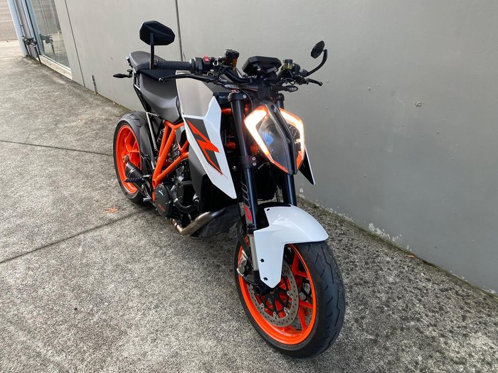 2017 KTM 1290 Super Duke R