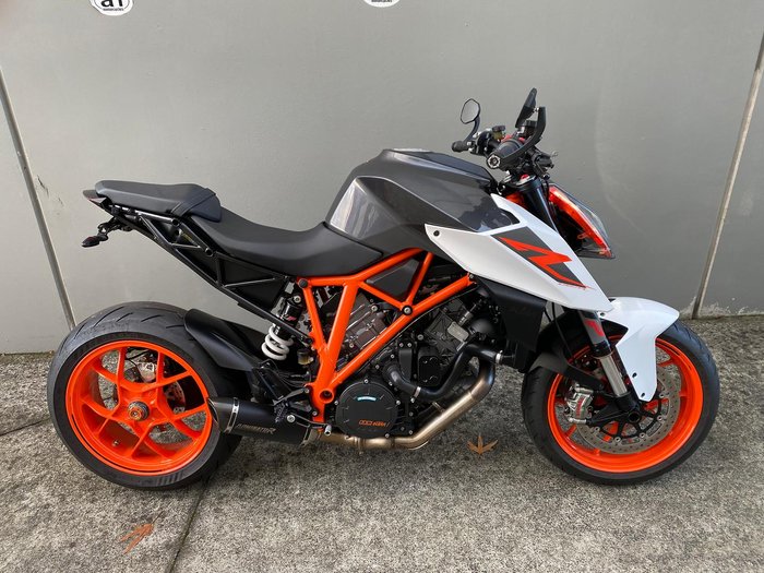 2017 KTM 1290 Super Duke R