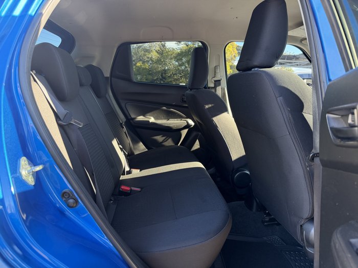 2017 Suzuki Swift GL Navigator