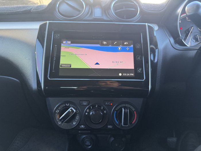 2017 Suzuki Swift GL Navigator