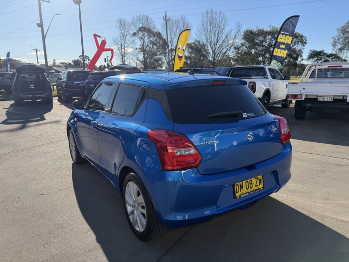 2017 Suzuki Swift GL Navigator