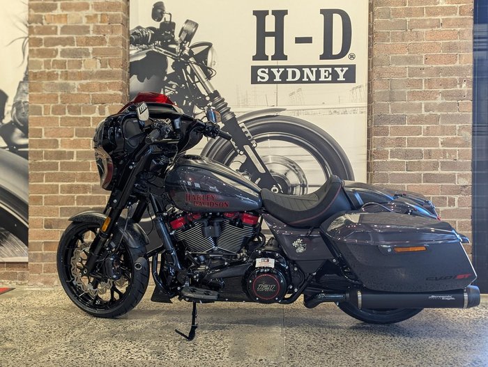 2026 Harley-Davidson CVO Street Glide ST 121 (FLHXSTSE) Touring Grey