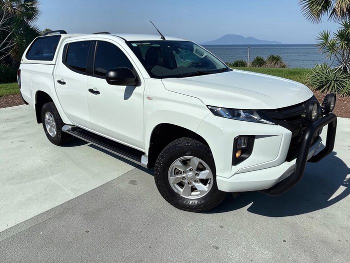 2020 Mitsubishi Triton