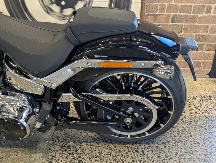 2026 Harley-Davidson Breakout 117 (FXBR) Softail Black