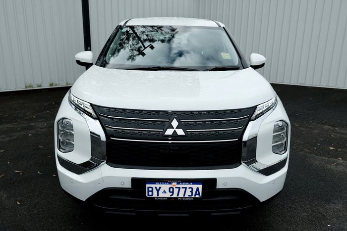 2024 Mitsubishi Outlander