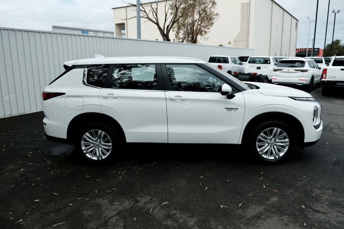 2024 Mitsubishi Outlander