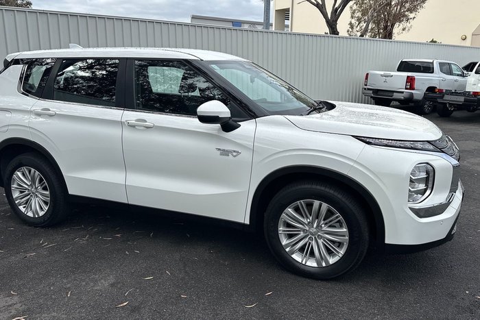 2024 Mitsubishi Outlander