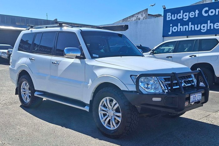 2016 Mitsubishi Pajero
