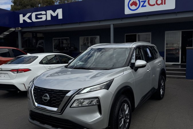 2024 NISSAN X-TRAIL