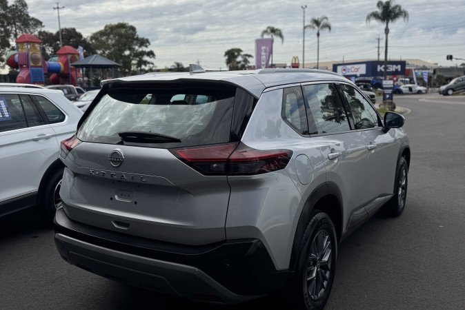 2024 NISSAN X-TRAIL ST (2WD)