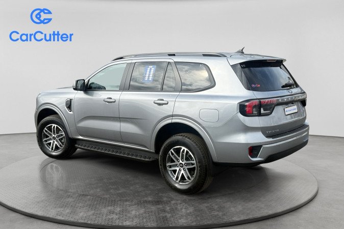 2024 FORD EVEREST TREND (4WD)