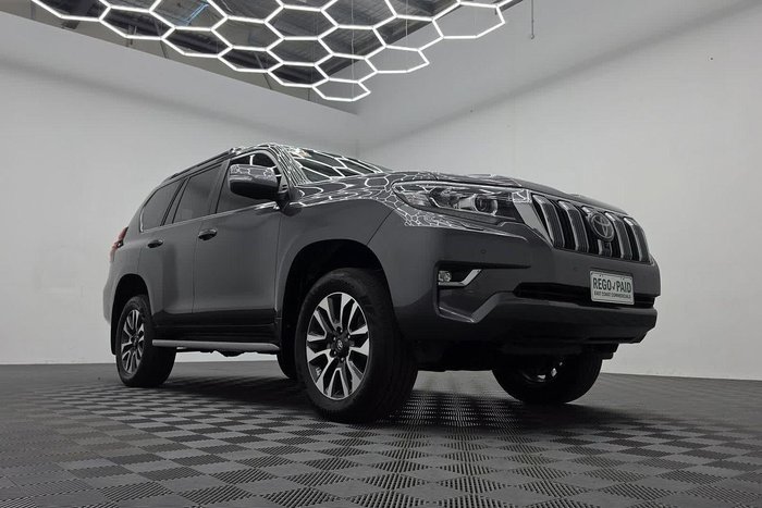 2022 Toyota Landcruiser Prado VX