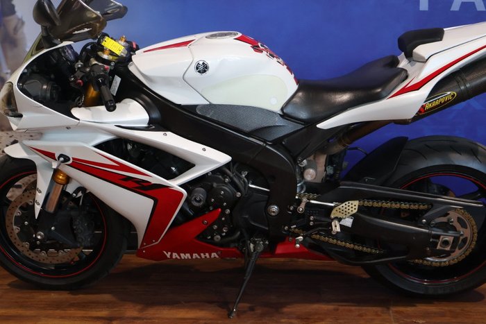 2007 Yamaha YZF-R1 White