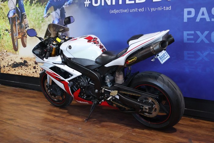 2007 Yamaha YZF-R1 White