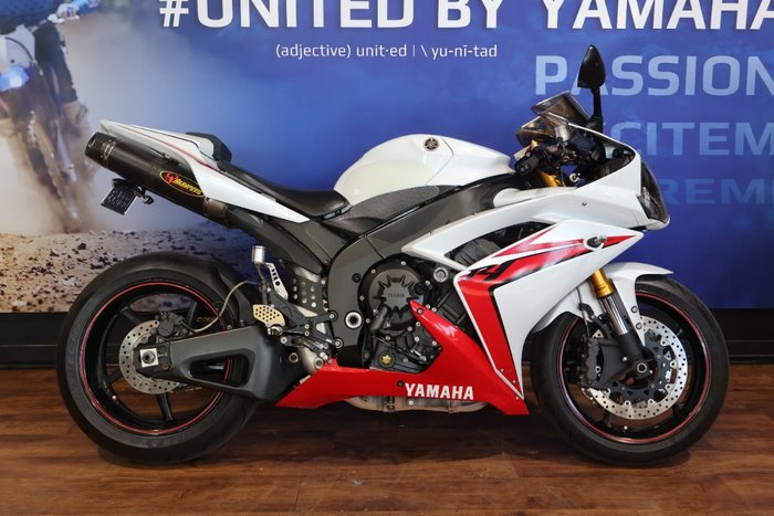 2007 Yamaha YZF-R1 White