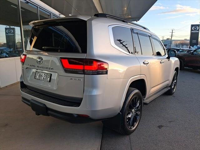 2024 Toyota Landcruiser Sahara