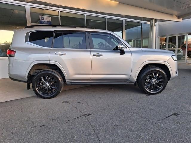 2024 Toyota Landcruiser Sahara