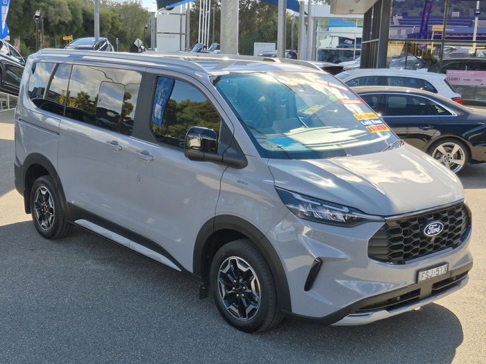 2024 Ford Tourneo