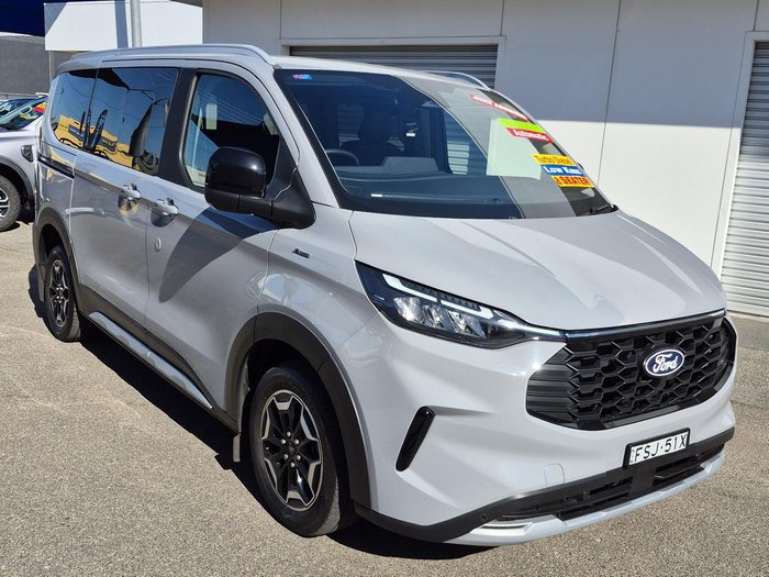 2024 Ford Tourneo