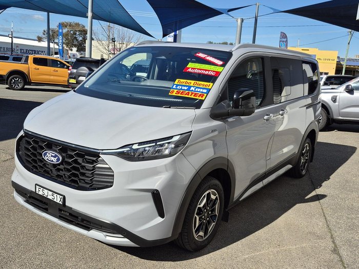 2024 Ford Tourneo