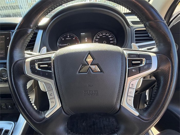 2017 MITSUBISHI PAJERO SPORT EXCEED (4x4) 7 SEAT