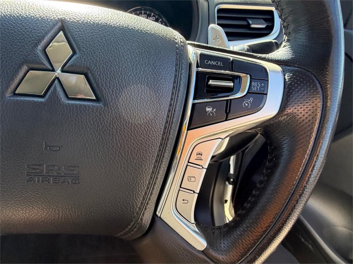 2017 MITSUBISHI PAJERO SPORT EXCEED (4x4) 7 SEAT