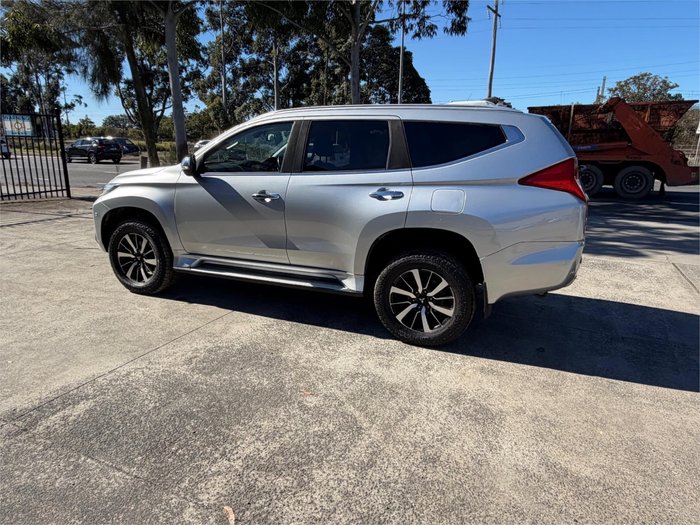 2017 MITSUBISHI PAJERO SPORT EXCEED (4x4) 7 SEAT