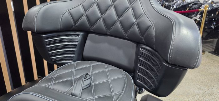 2022 Indian PURSUIT LIMITED PREMIUM