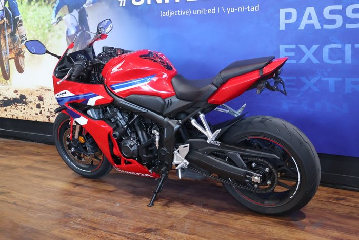2025 Honda CBR650RAC Red