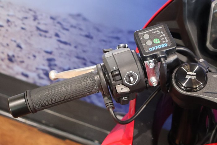 2025 Honda CBR650RAC Red