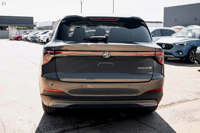 2026 MG MGS5 EV Essence 49