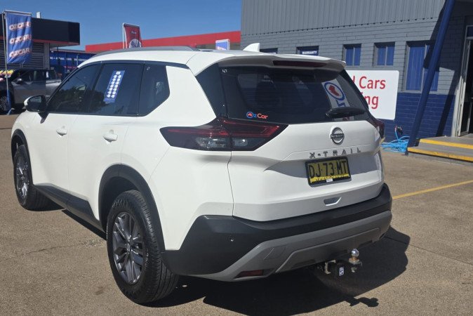 2023 NISSAN X-TRAIL ST (2WD)
