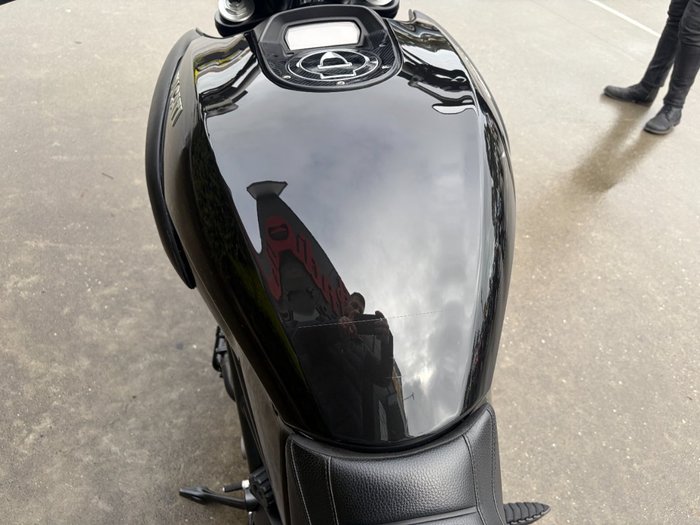 2011 DUCATI DIAVEL Black