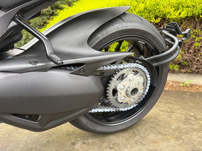 2011 DUCATI DIAVEL Black