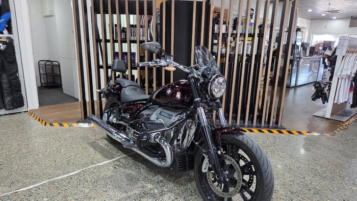 2021 BMW Motorrad R 18 RED