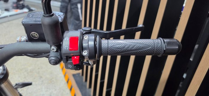 2022 Benelli 502C Black