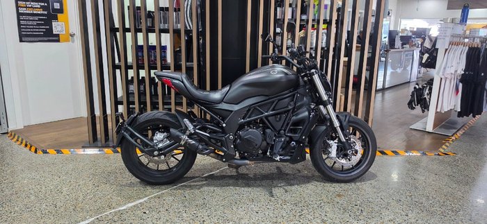 2022 Benelli 502C Black