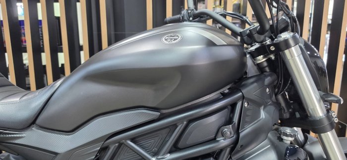 2022 Benelli 502C Black