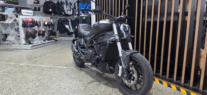 2022 Benelli 502C Black