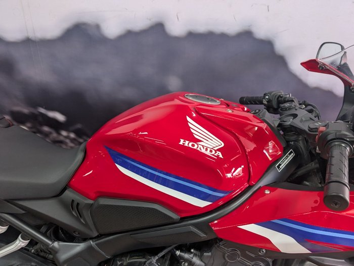 2024 Honda CBR650RAC RED