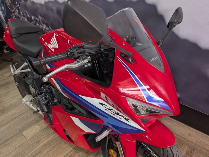 2024 Honda CBR650RAC RED
