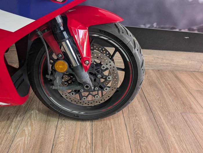 2024 Honda CBR650RAC RED