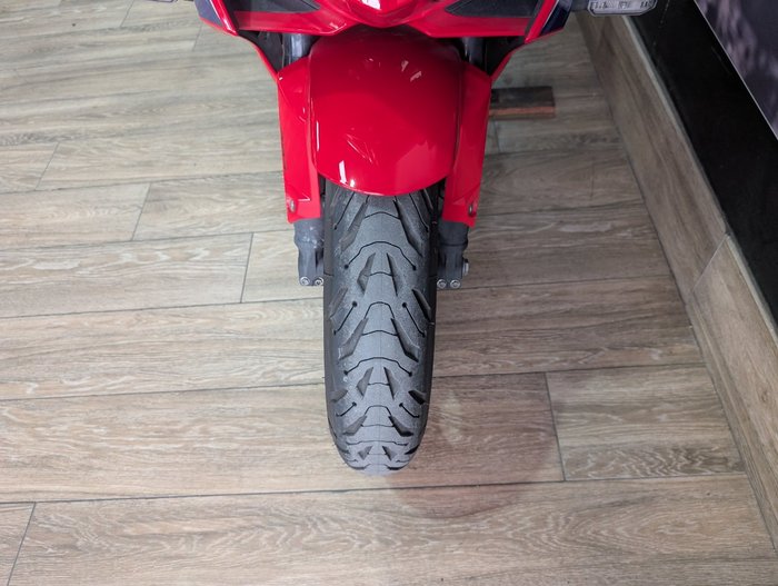 2024 Honda CBR650RAC RED