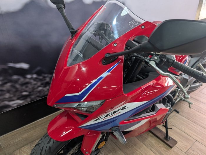 2024 Honda CBR650RAC RED