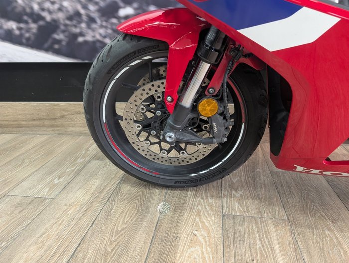 2024 Honda CBR650RAC RED