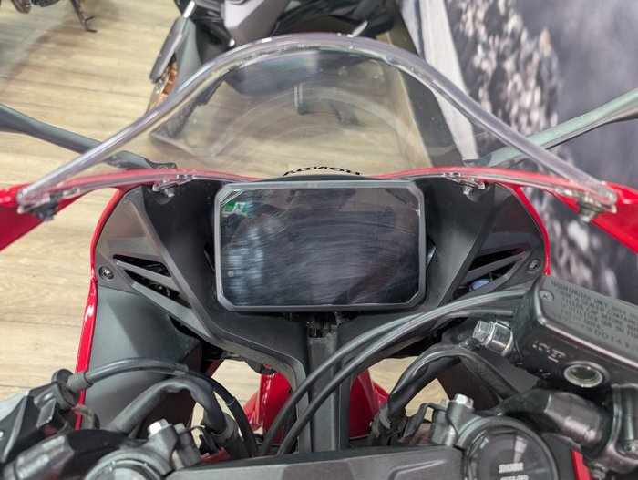 2024 Honda CBR650RAC RED