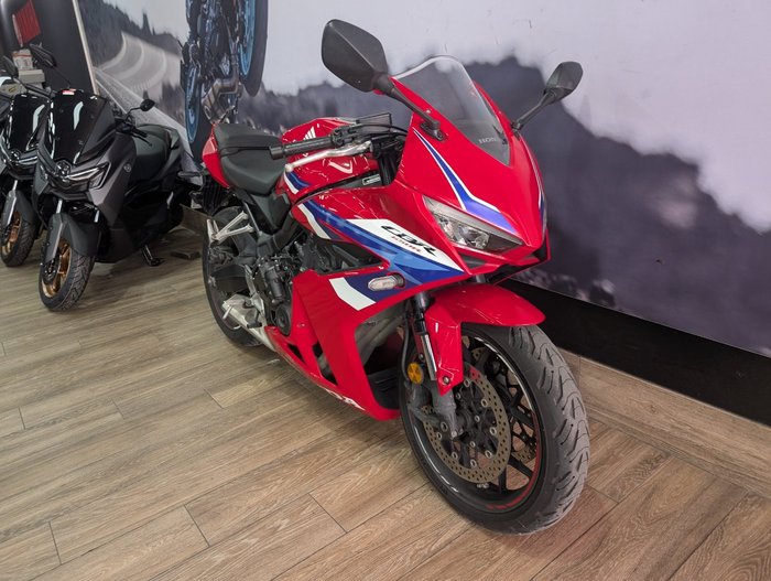 2024 Honda CBR650RAC RED
