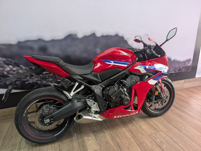 2024 Honda CBR650RAC RED